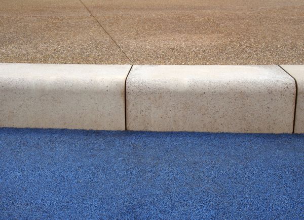 Cost of Curb And Sidewalk Installation in Honolulu