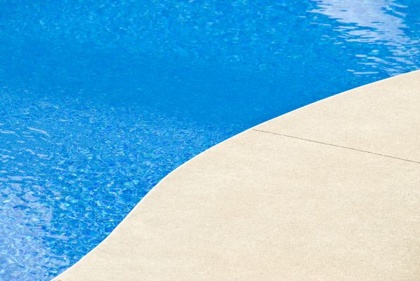 Cost of Pool Deck Construction in Honolulu