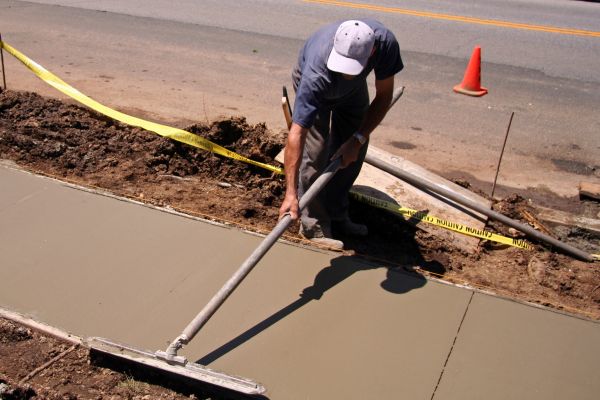 Cost of Sidewalk Pouring in Honolulu