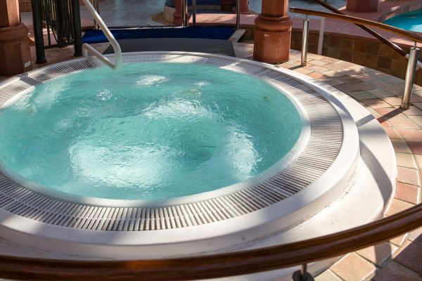 Cost of Hot Tub Patio Construction in Honolulu